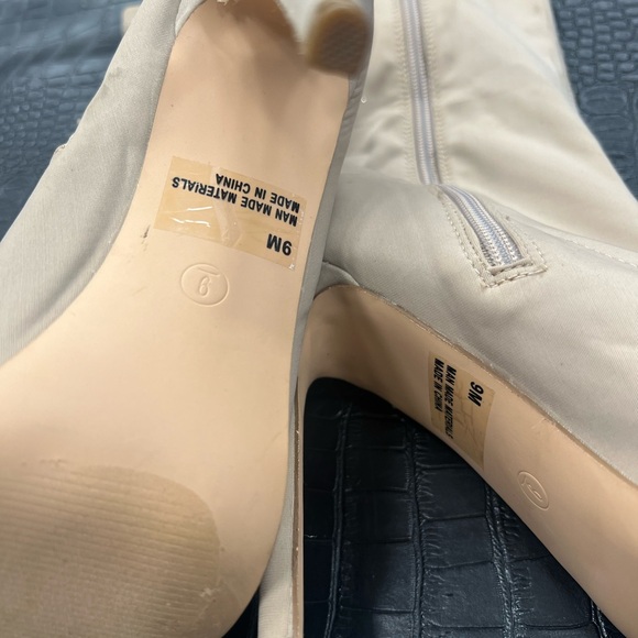 Heels. - Picture 5 of 7